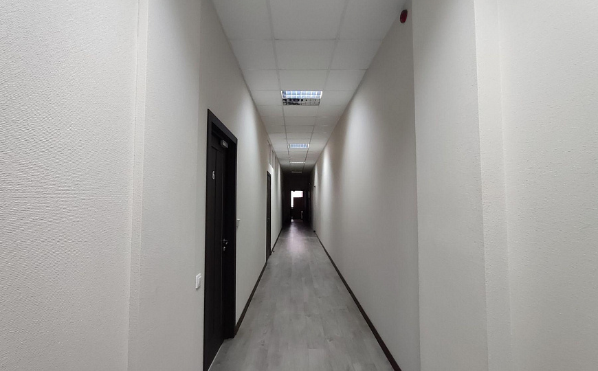 Отдельно стоящее здание, 1 782 м² фото