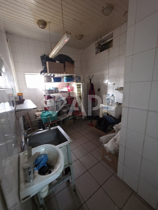Продается коммерческое помещение: Кафе - Магазин, 243 м² фото