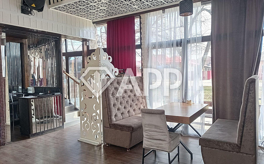 Продам помещения общественного питания, общей площадью 271 м² с готовым Бизнесом фото