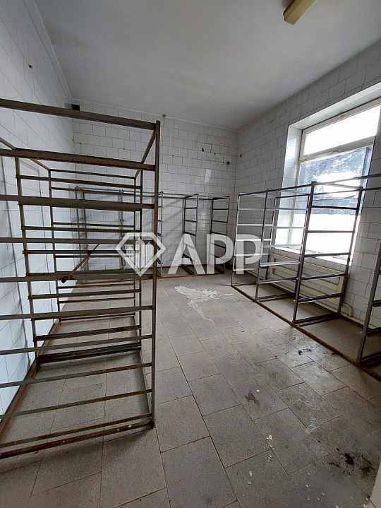 Сдам помещение свободного назначения, 444 до 766 м² фото