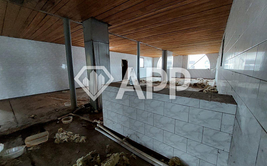 Сдам помещение свободного назначения, 444 до 766 м² фото