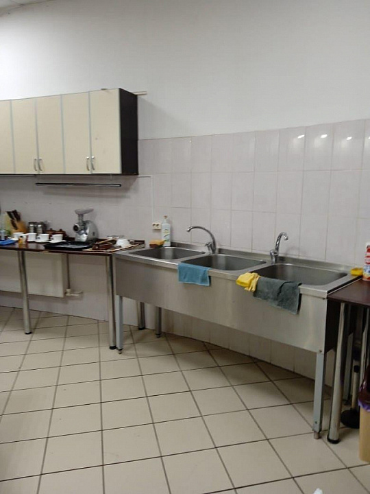 Продается отдельно стоящее здание 580 м² фото