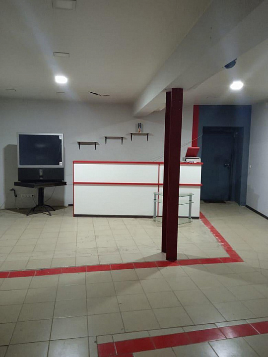 Продается отдельно стоящее здание 580 м² фото