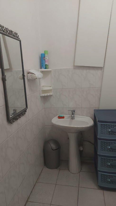 Помещение с парковкой и фасадаом на дорогу 246 м² фото