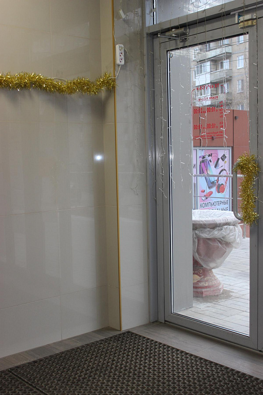 Сдам торговый центр, 220 м² фото