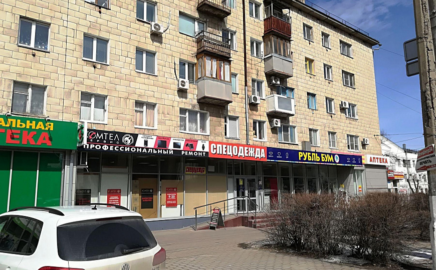 Продам торговый комплекс с арендаторами, 685.2 м² фото
