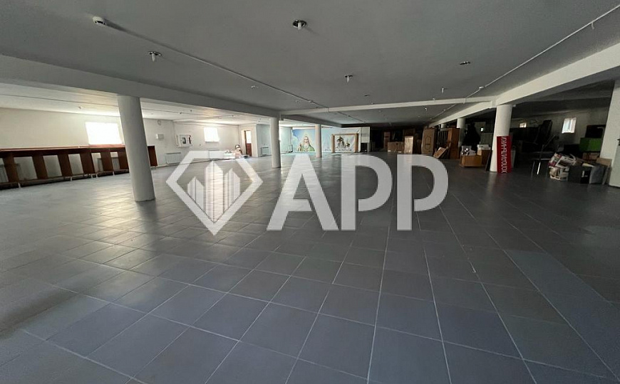 Сдам помещение свободного назначения, 940 м² фото