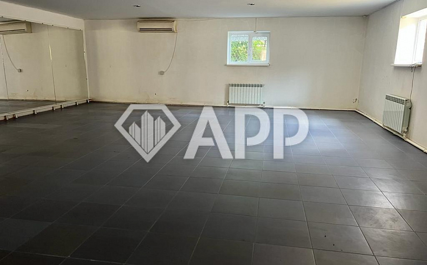Сдам помещение свободного назначения, 940 м² фото