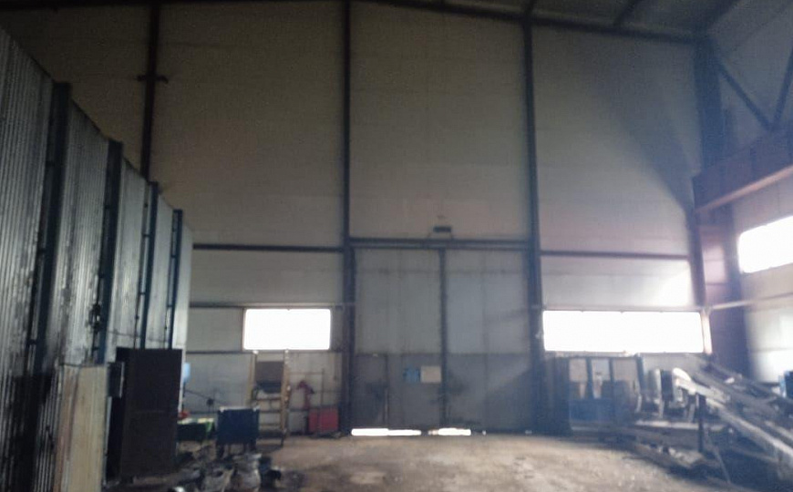 Продаются помещения свободного назначения 9 800 м² фото