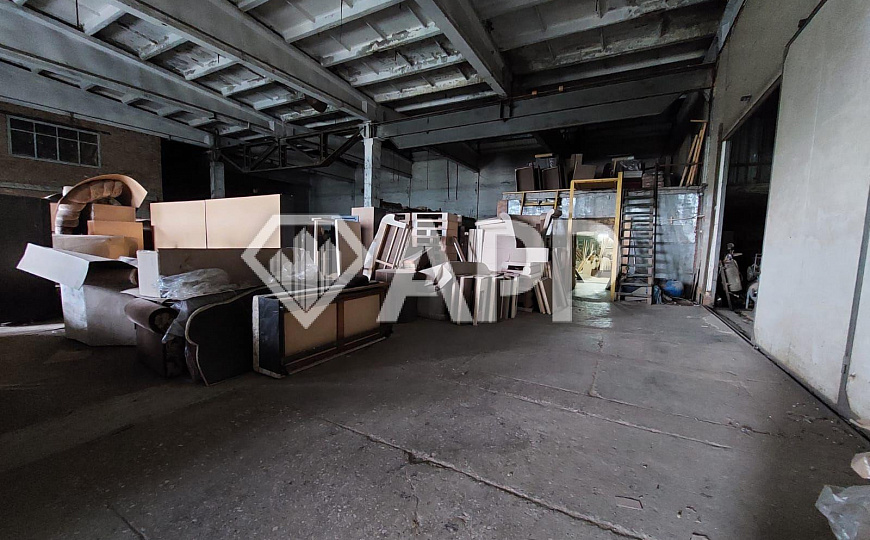 Сдам складское помещение, 850 м². От 400 до 1500 м². фото