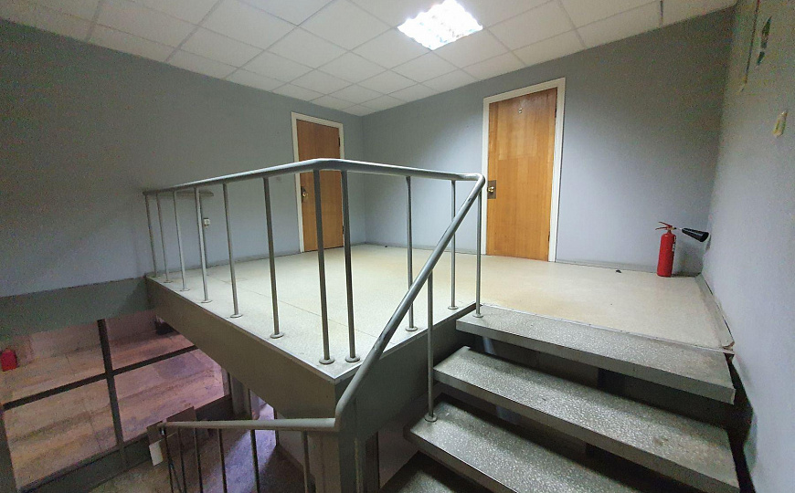 Под офис, студию или ПВЗ, 72 м² фото