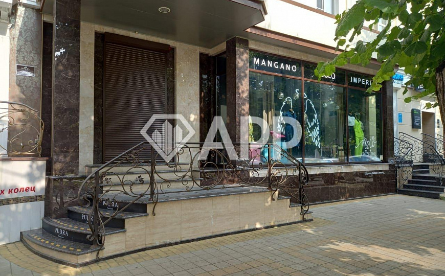 Сдам торговое помещение, 60 м². От собственника. Без комиссии. фото
