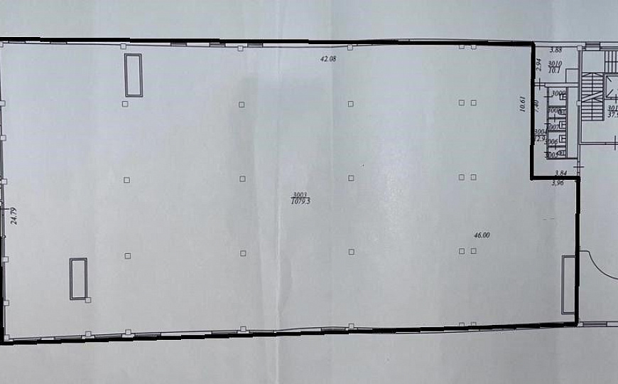 Сдам торговое помещение, 1 000 м² фото