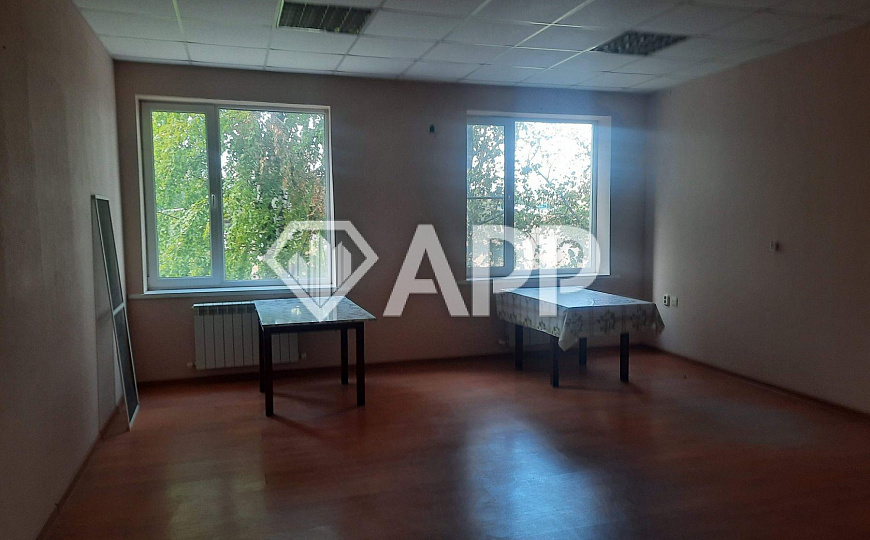 Сдам офисные помещения от  15 м² до  300 м² фото