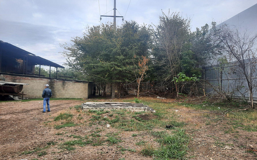 Продам производственное помещение площадью 1173 м² и зем.участок 5587 м² фото