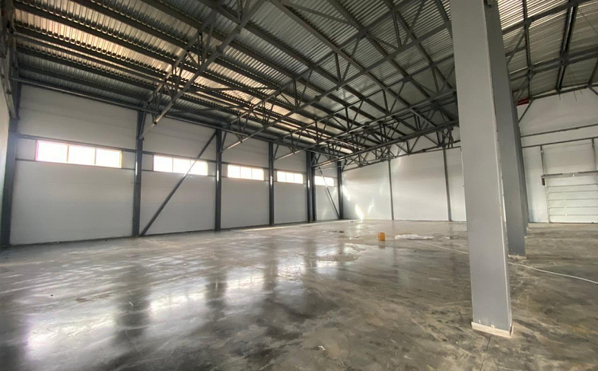 Сдаю производственно - складской комплекс 1440м² на ул. Северо-западная,14/7 фото