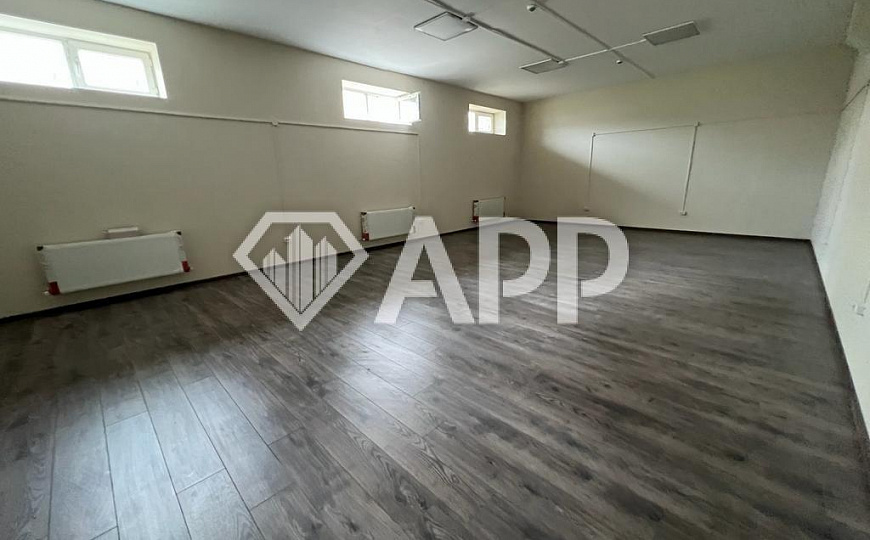 Продам помещение свободного назначения, 50 м². От 50 до 200 м ² фото