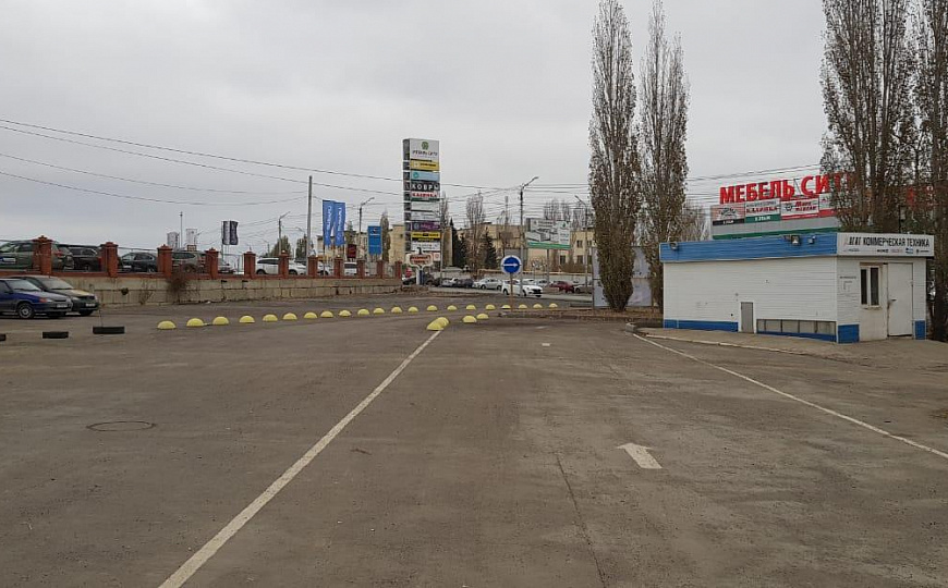 Комплекс с арендаторами 1 500 м² фото