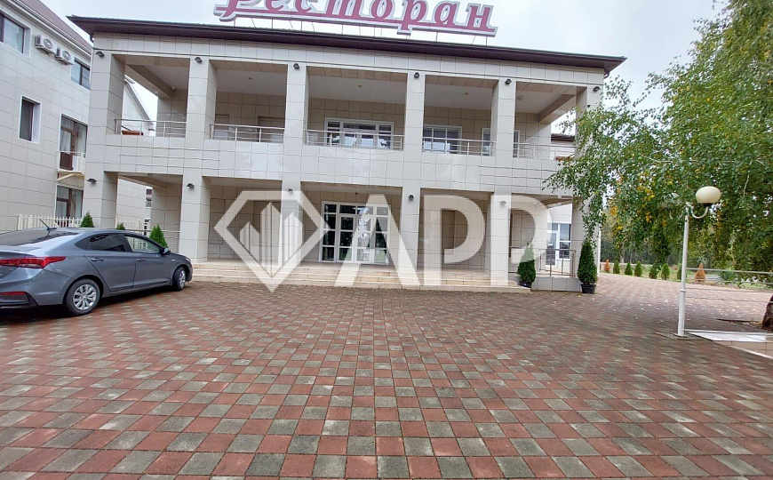 Сдам помещение свободного назначения, 585 м² фото