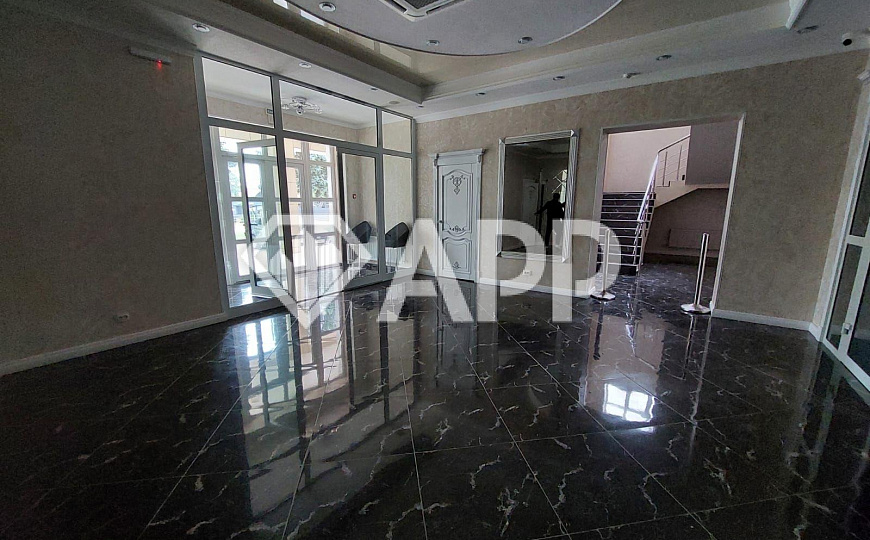 Сдам помещение свободного назначения, 585 м² фото