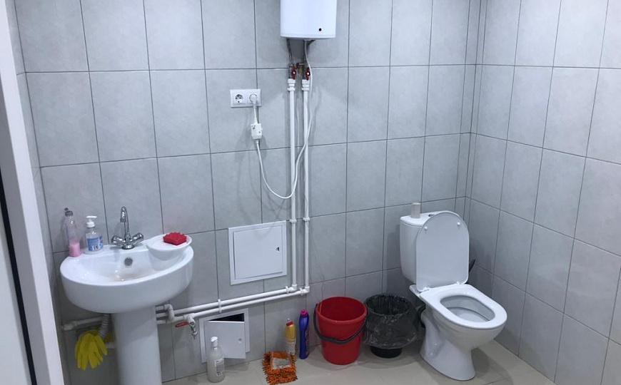 Помещение в центре с арендаторами, 190 м² фото