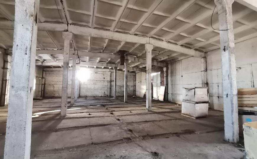 Продается производственная база 2 000 м² фото