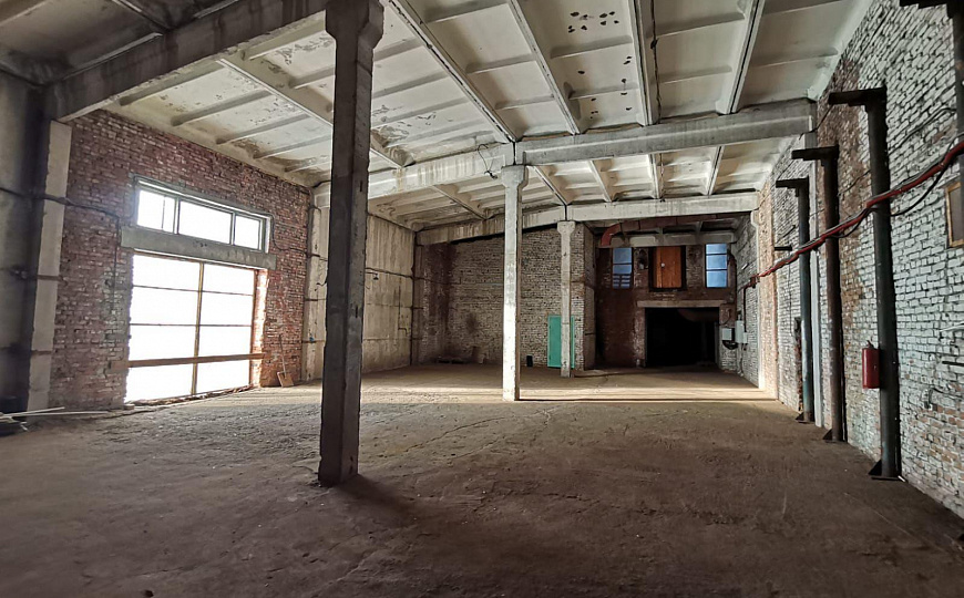 Продается производственная база 2 000 м² фото