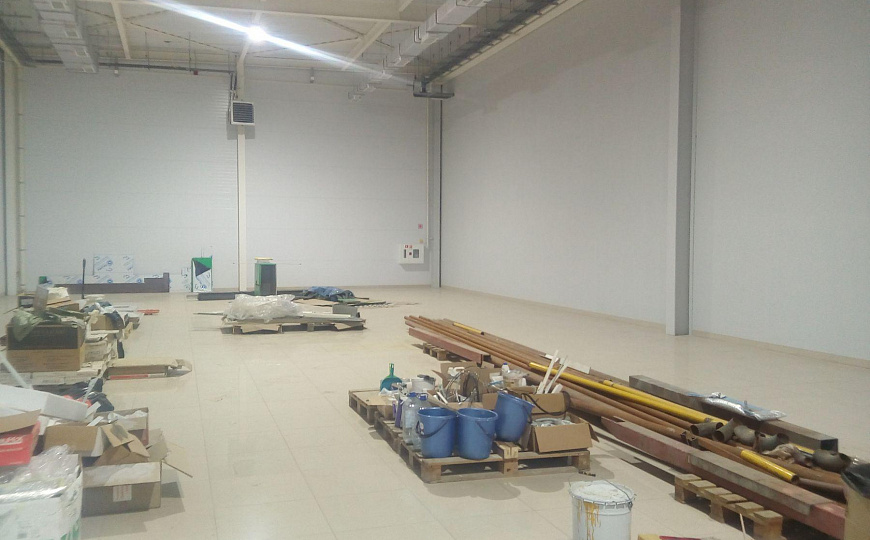 Сдам отдельно стоящее здание, 2 500 м² фото