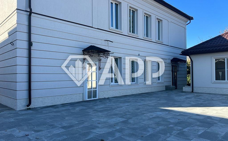 Сдам помещение свободного назначения, 320 м² фото
