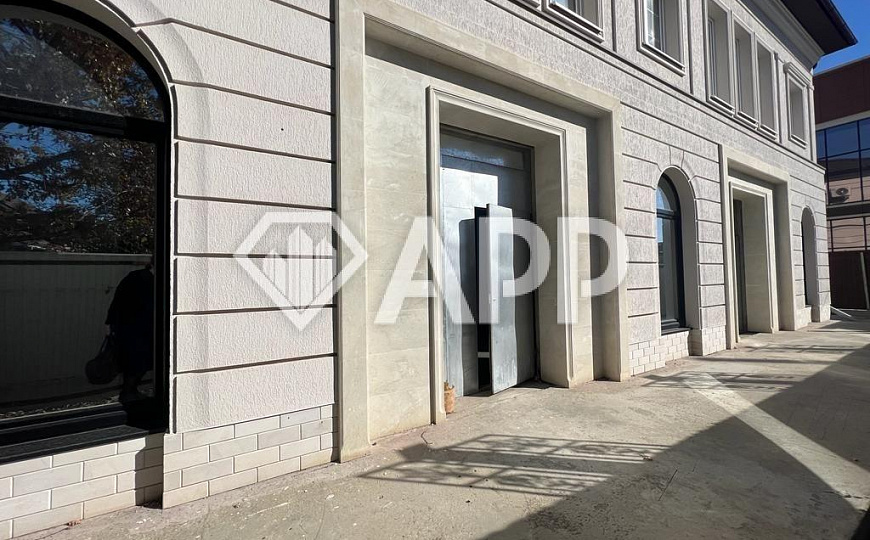 Сдам помещение свободного назначения, 320 м² фото