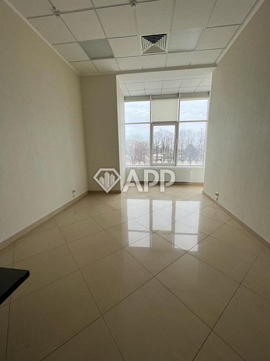 Сдам офисное помещение, 25 м². Возможна аренда от 16 до 100 м² фото