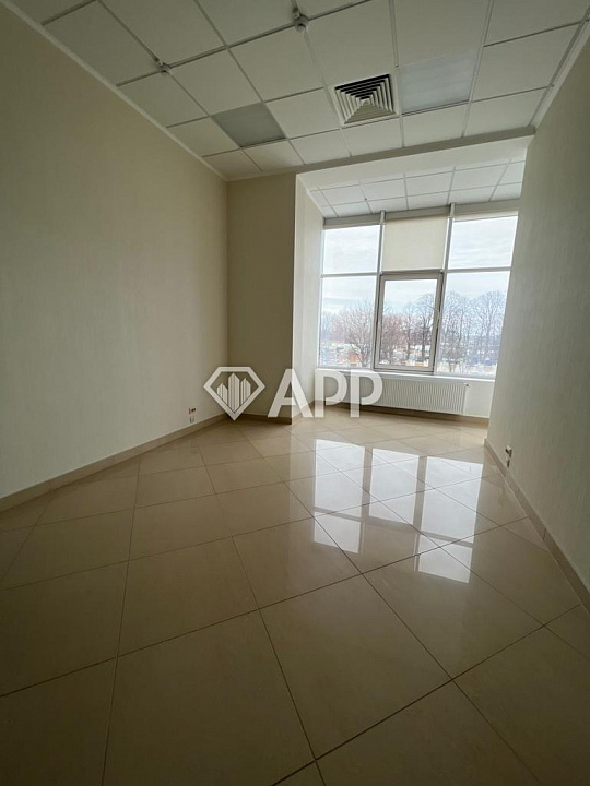 Сдам офисное помещение, 25 м². Возможна аренда от 16 до 100 м² фото
