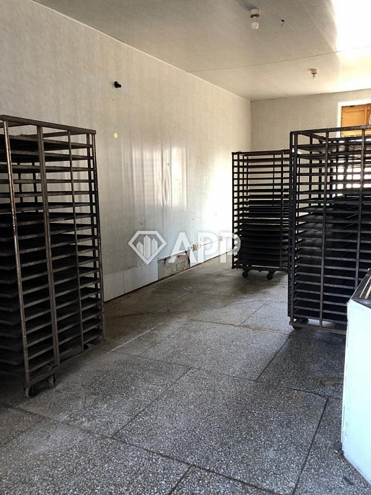 Продам производственное помещение, 345 м², зем.участок 1124 м² фото