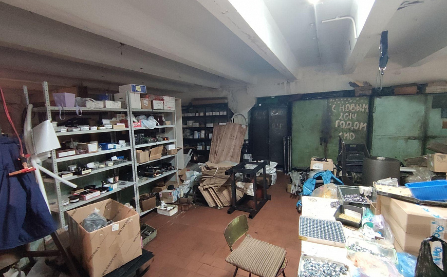 Продам бизнес 1 600 м² фото