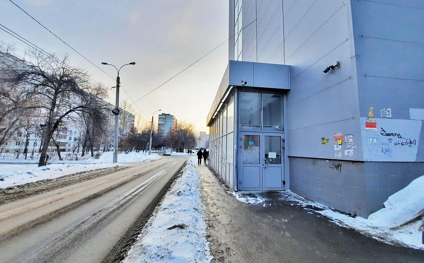 Сдам помещение свободного назначения, 1 500 м² фото