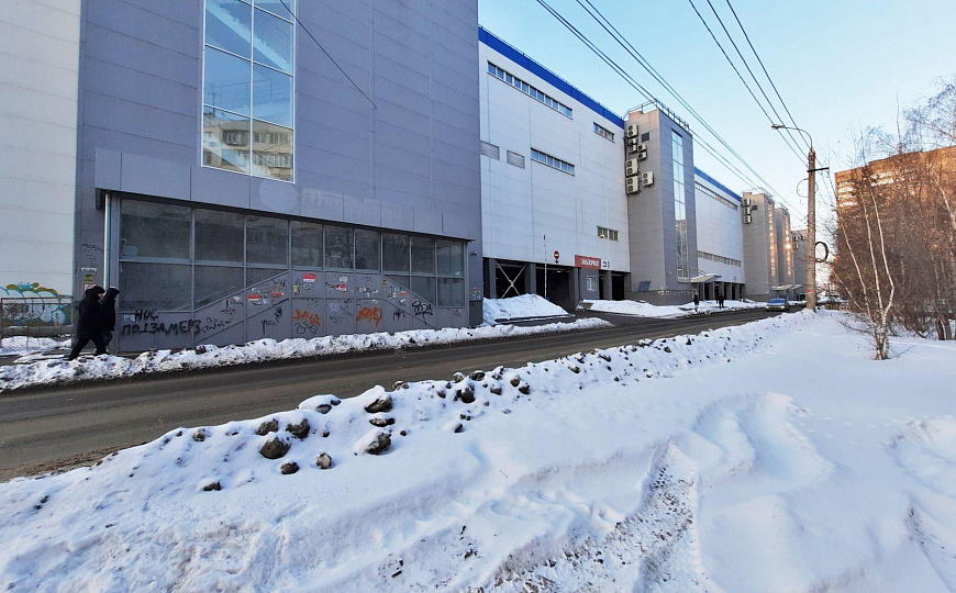 Сдам помещение свободного назначения, 1 500 м² фото