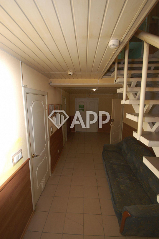 Продам  помещение, общей площадью 294 м².  фото