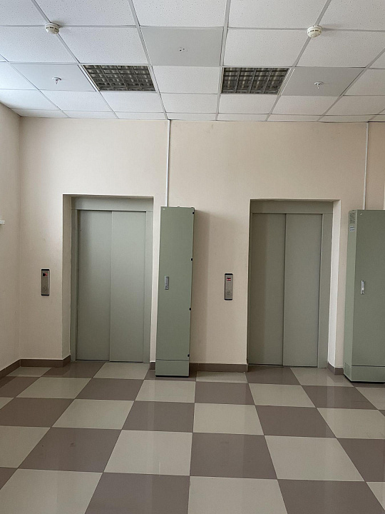 Сдам помещение свободного назначения, 661 м² фото