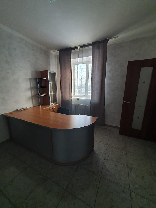 Продается производ.база с арендаторами 1300м² фото