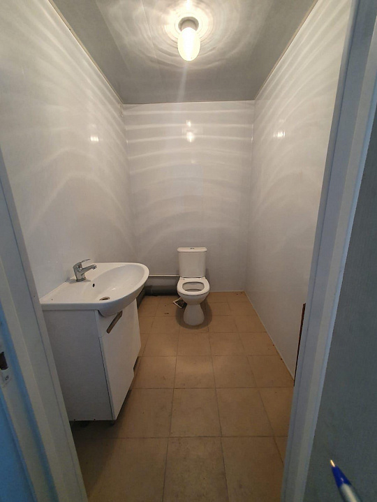 Продается производ.база с арендаторами 1300м² фото