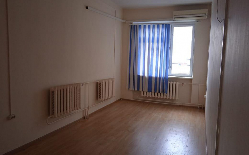 Сдается офис на 2 этаже фото