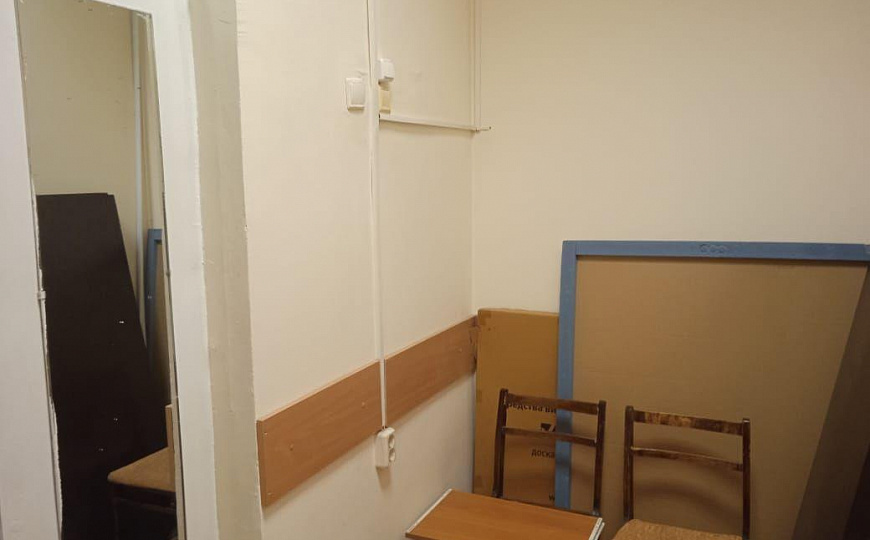 Сдается офис на 2 этаже фото