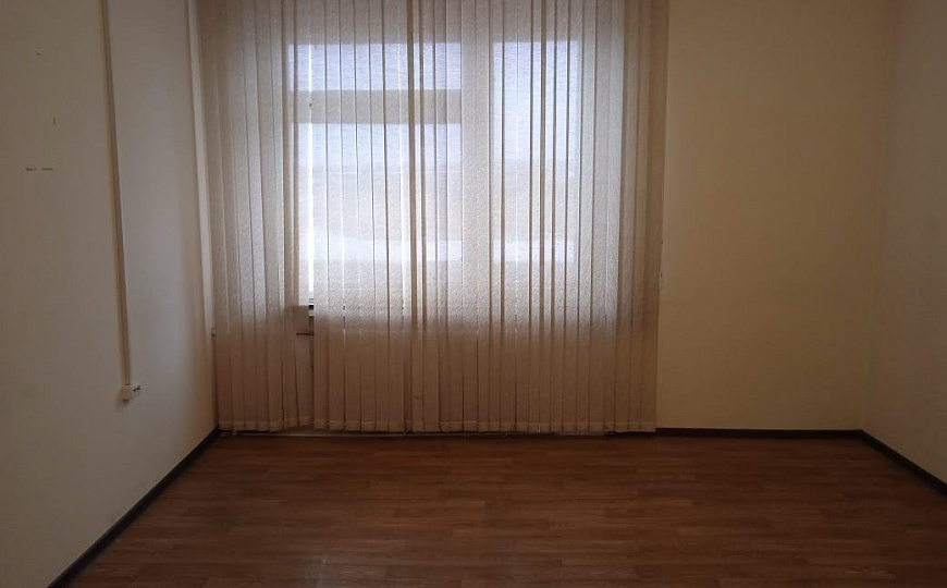 Сдается офис на 2 этаже фото