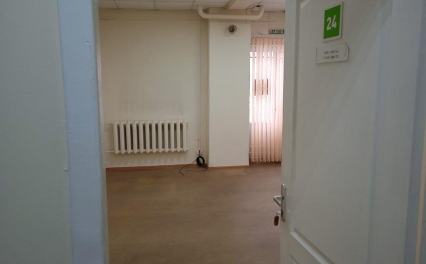 Сдается офис на 2 этаже фото