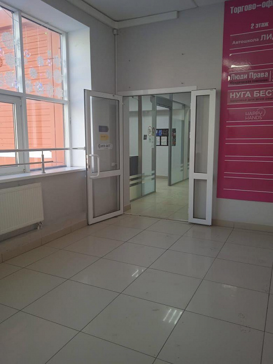 Сдаются помещения свободного назначения 202 м² фото