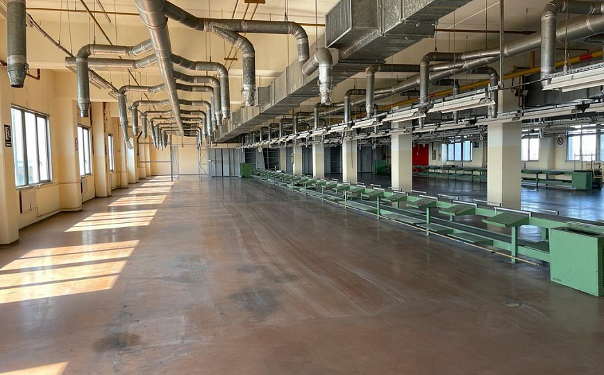 Сдам производственное помещение, 1 400 м² фото