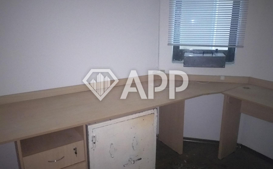 Продам торговое помещение, 183 м² фото