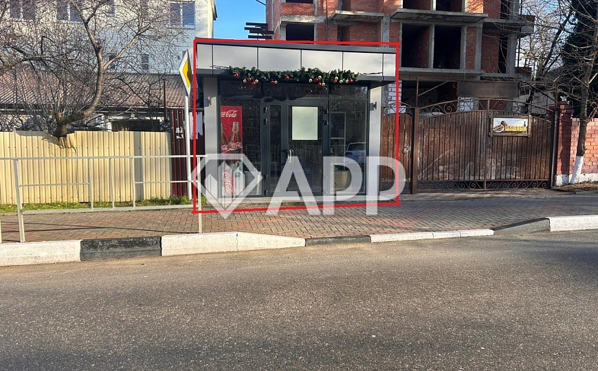 Сдаю торговое помещение, 22 м² фото