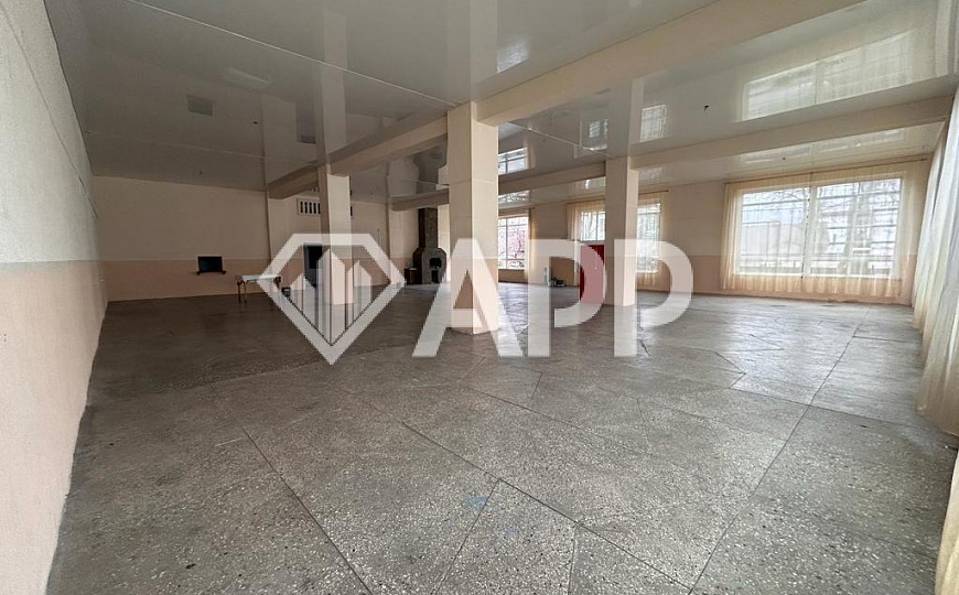 Сдаю отдельно стоящее здание, 450 м² фото