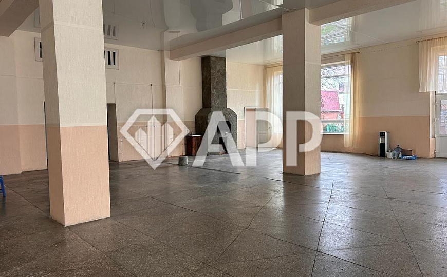 Сдаю отдельно стоящее здание, 450 м² фото